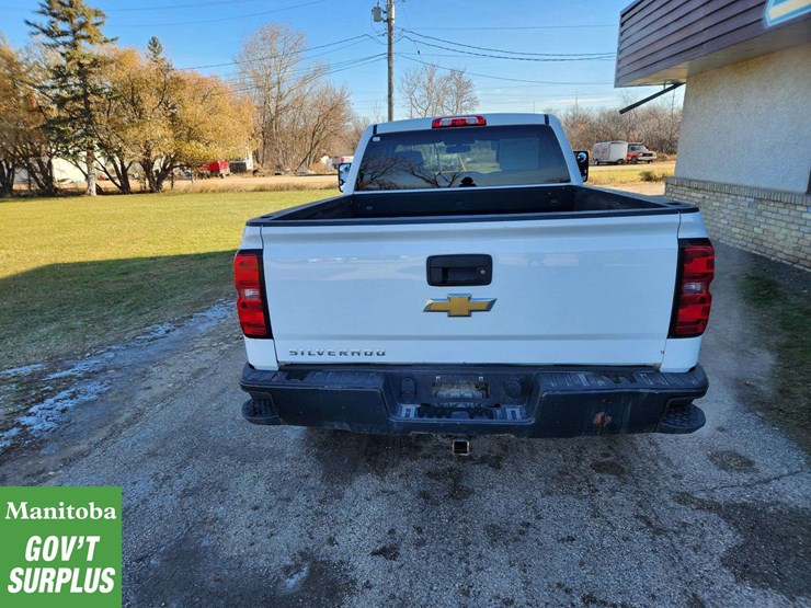 2015-chevrolet-silverado-1500-image-6