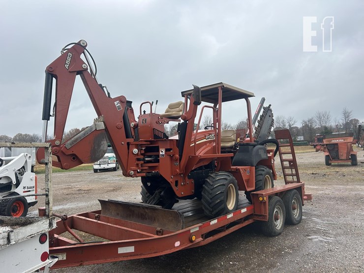 2005-ditch-witch-rt55-image-1