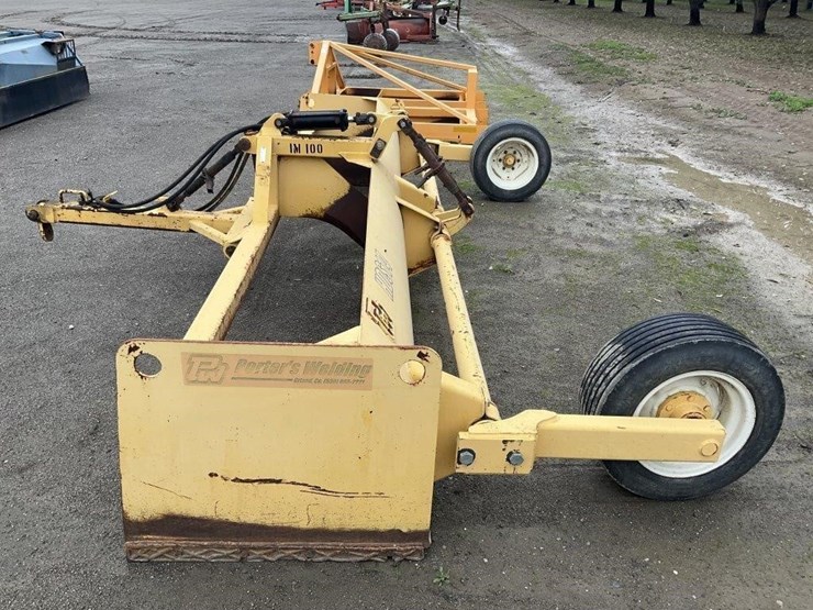 porters-14'-pull-box-scraper-image-4