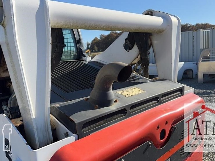 2019-bobcat-t770-image-19