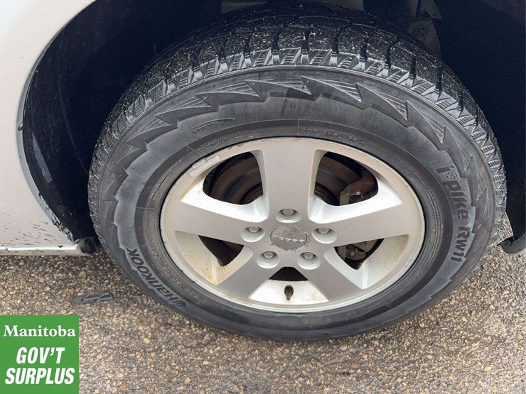 2012-dodge-grand-caravan-sxt-image-13