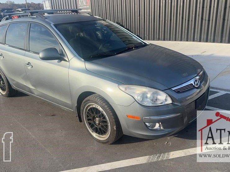 2016-hyundai-elantra-image-1