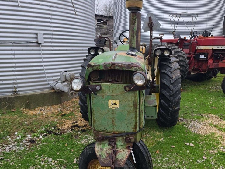 2023-john-deere-3010-image-2