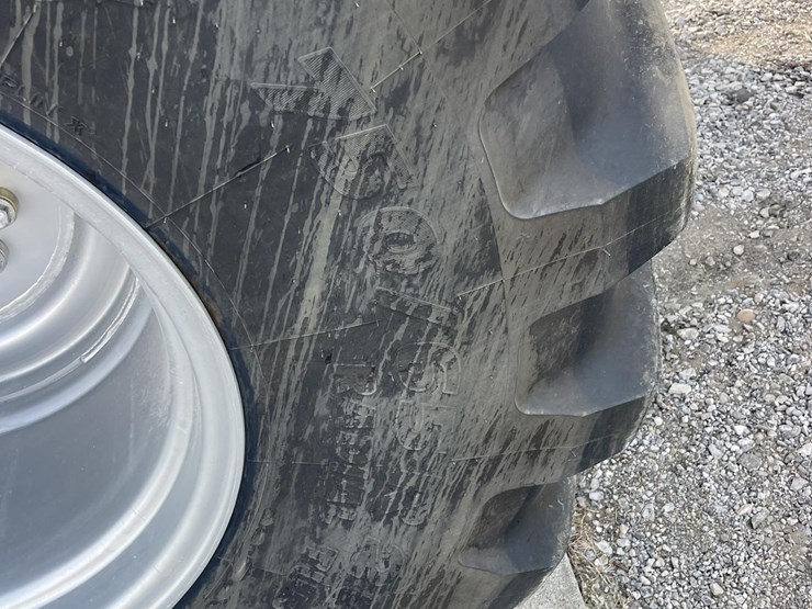 2024-case-ih-8250-image-32