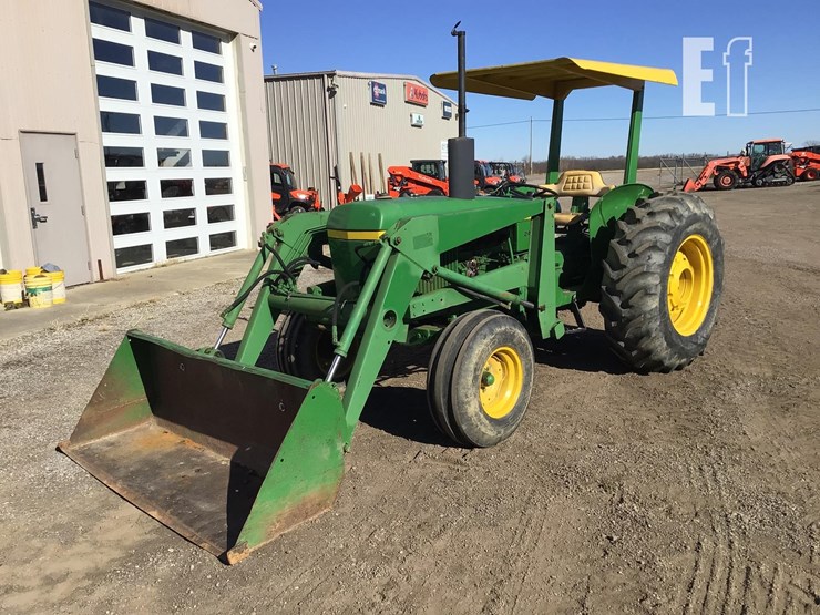 john-deere-2440-image-2