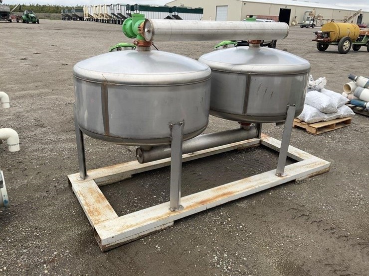 set-of-(2)-lakos-48"-s.s.-media-filter-pots-image-3