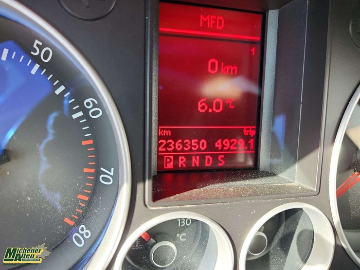 2007-volkswagen-golf-gti-4dr-hatchback-6a-image-8