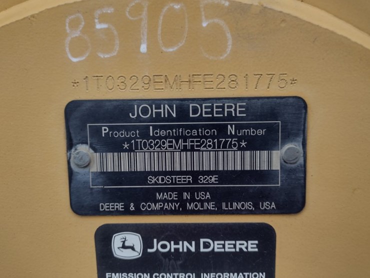 deere-329e-image-5