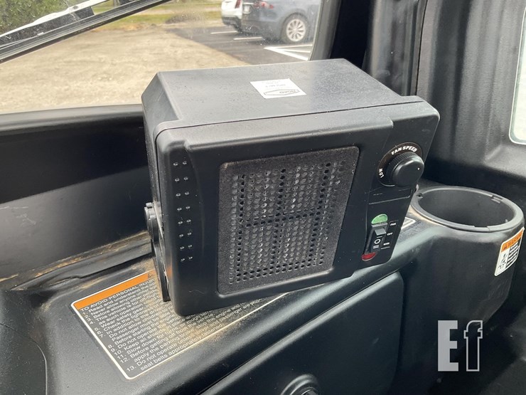 2022-kubota-rtv-xg850-sidekick-image-16