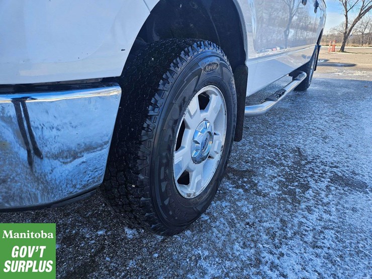 2013-ford-f150-image-13