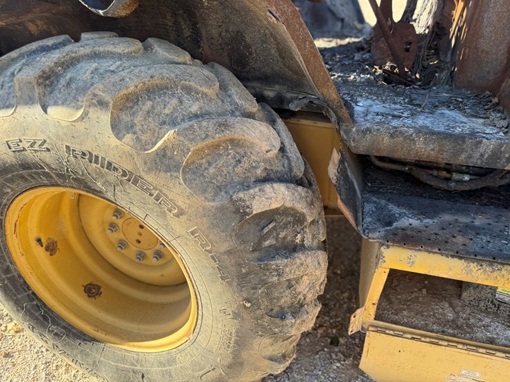 caterpillar-420d-image-74