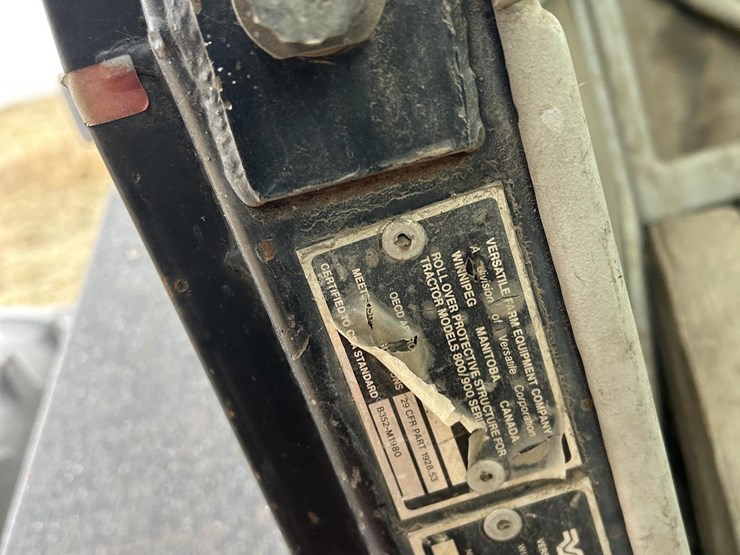 1985-versatile-856-image-42