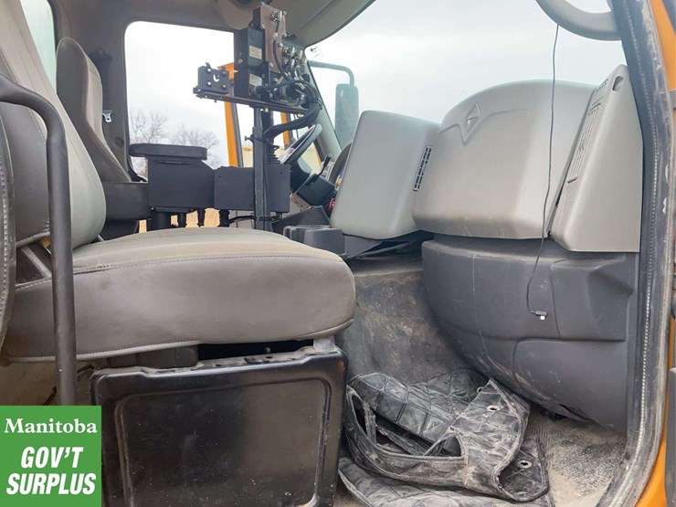 2011-international-workstar-7600-image-36