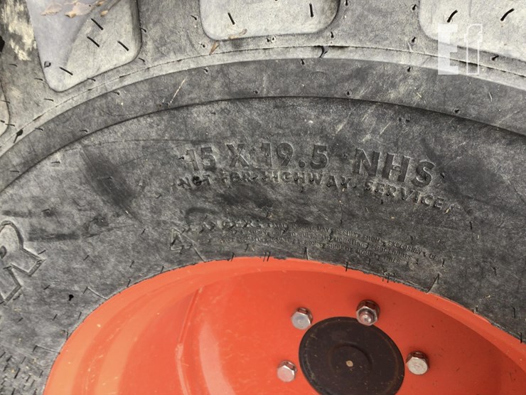 2020-kubota-l2501-image-19