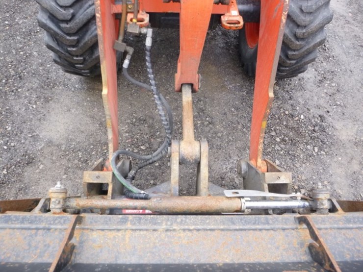 kubota-r430-image-13