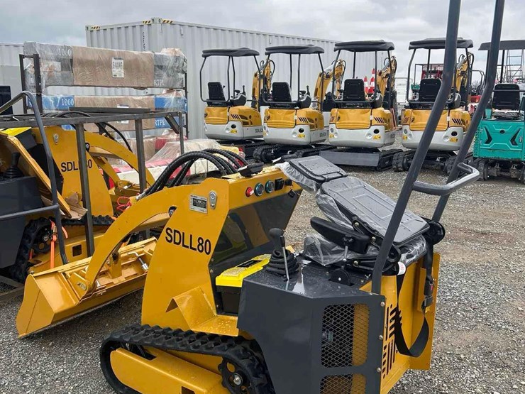 unused-sdll80-mini-track-loader-image-3
