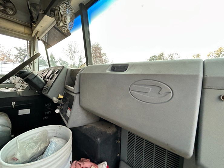 2007-caterpillar-c7-image-34