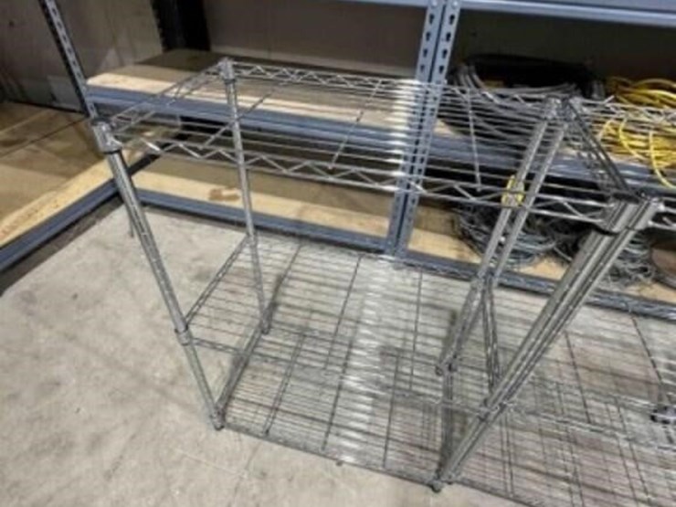 3-metal-wire-shelves-image-2