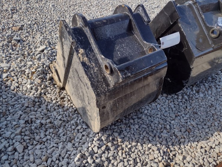 18-in-x-change-excavator-bucket-(qea-4031)-image-2