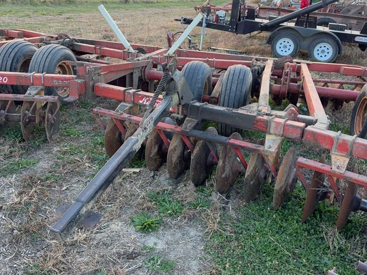 kewanee-21ft-disk,-tandem-axle-on-frame,-7-1/2''-spacing.-image-9
