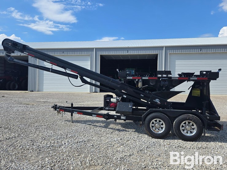 2023-j&m-c450-4-box-seed-tender-image-8