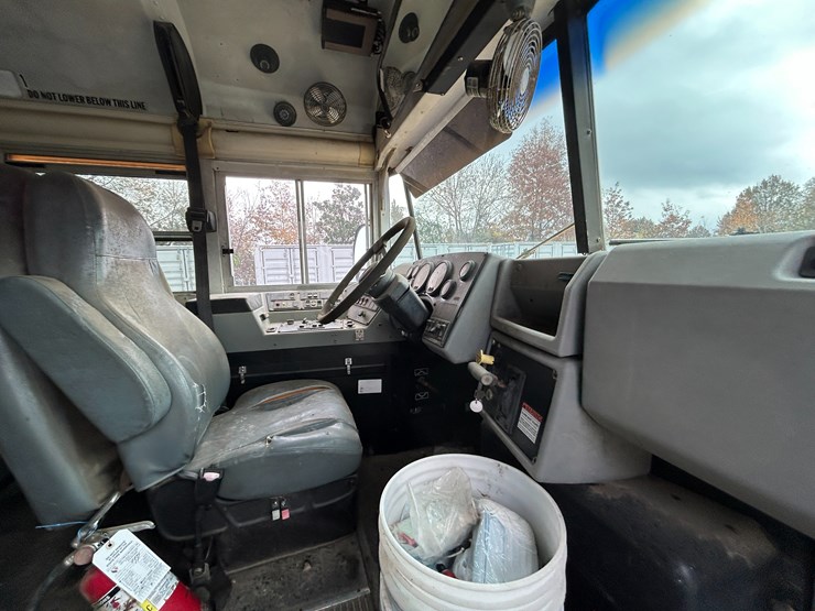 2007-caterpillar-c7-image-35