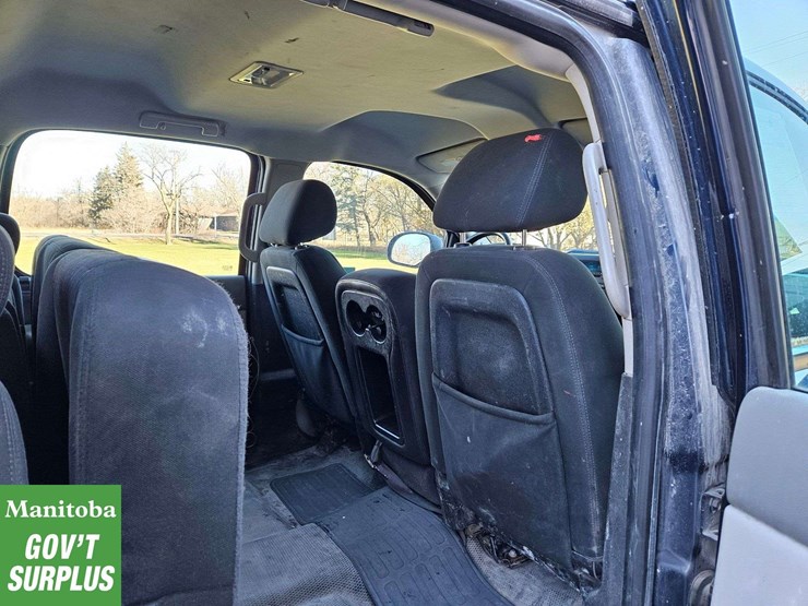 2012-chevrolet-silverado-2500hd-image-35