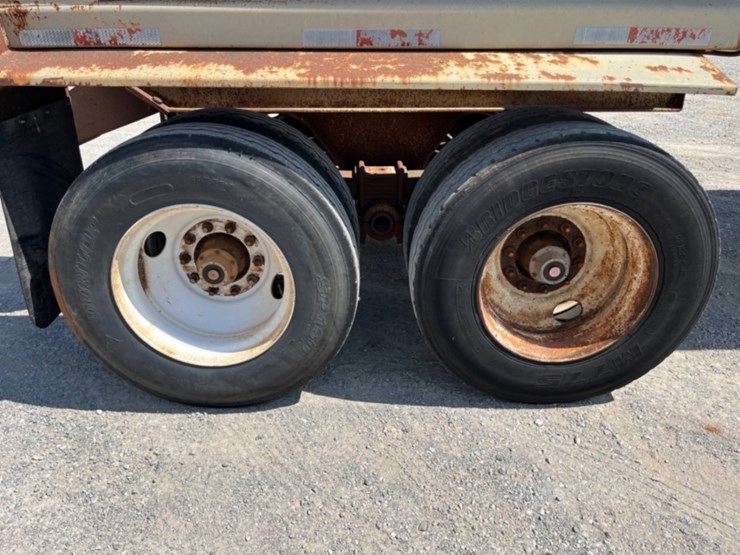 1990-king-load-image-10