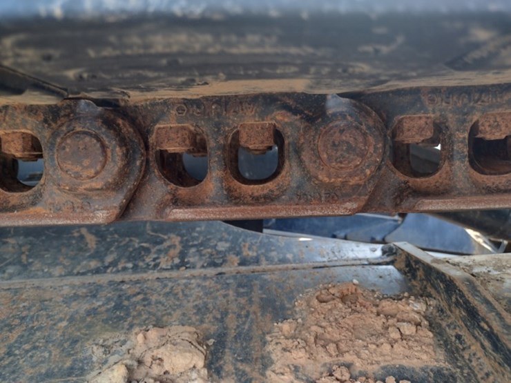 19-deere-135g-image-43