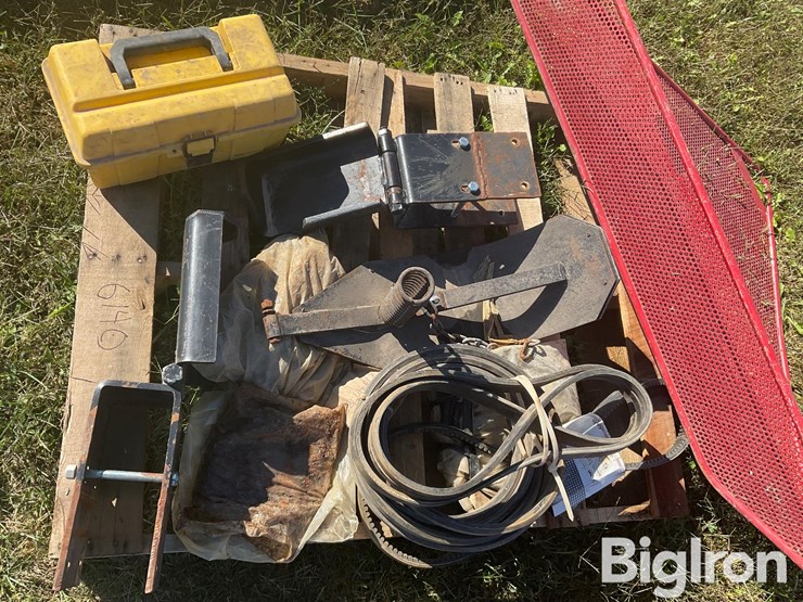 2014-case-ih-6140-image-19