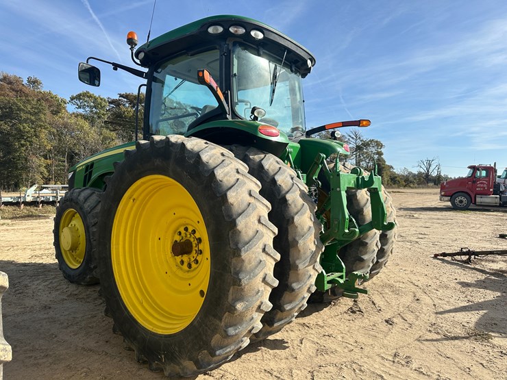 2013-john-deere-8285r-image-4