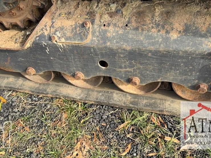 2016-bobcat-t590-image-14