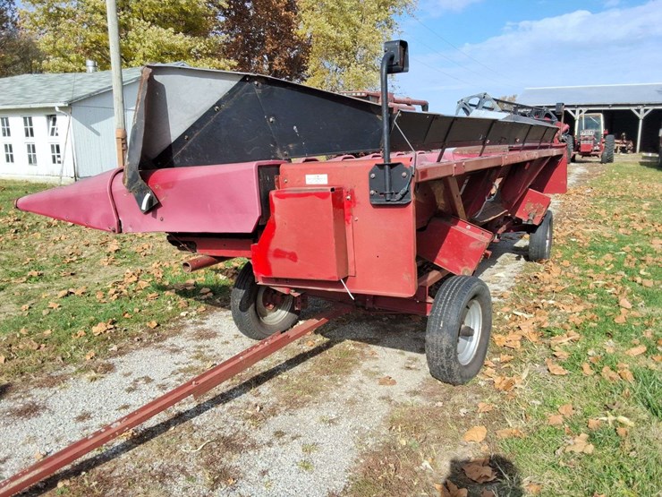 case-ih-1083-image-3