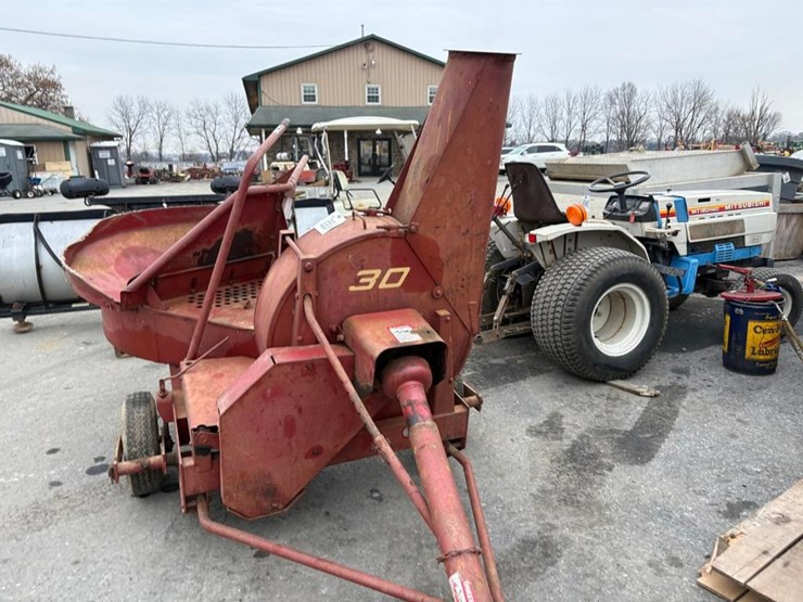 new-holland-30-image-2