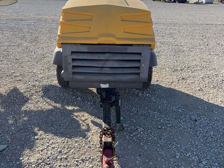 2015-atlas-copco-xas185-image-3