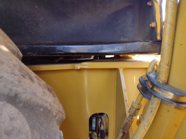 99-caterpillar-426c-image-25