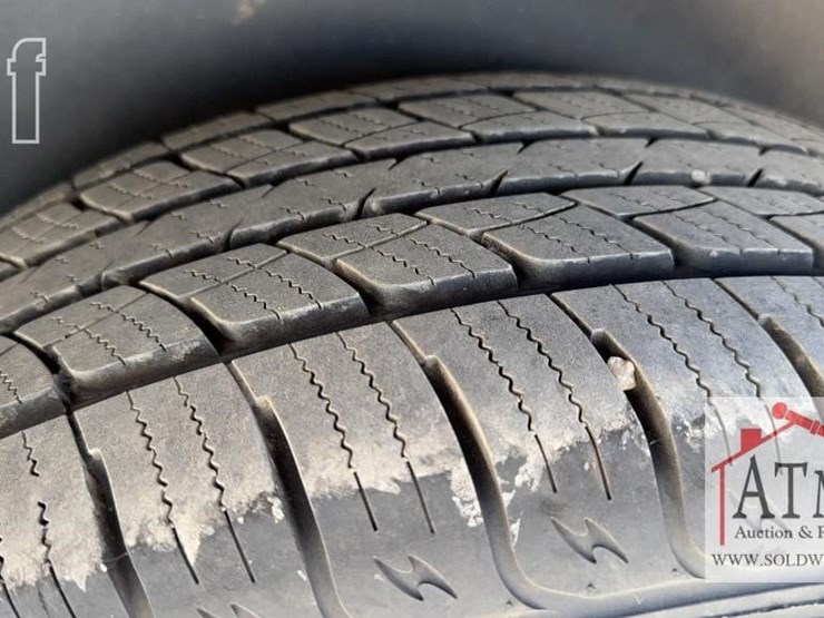 2008-gmc-acadia-slt-image-11