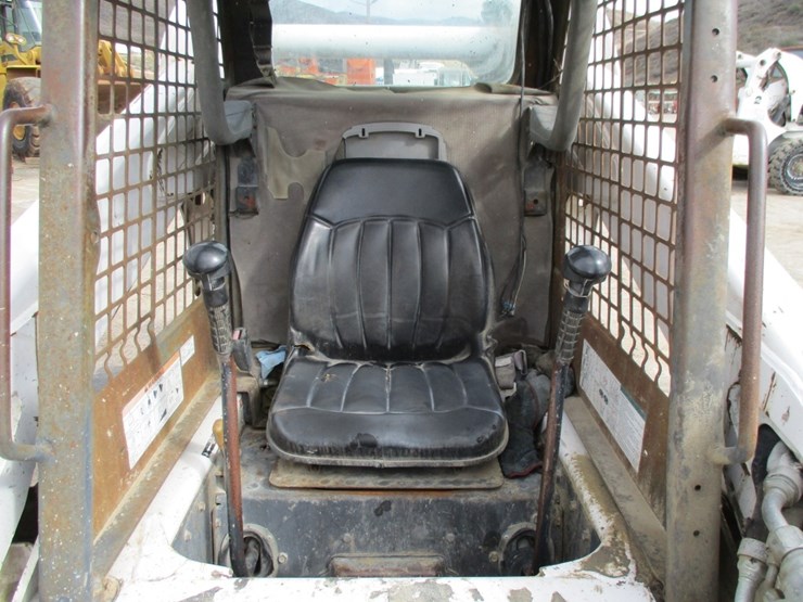 2005-bobcat-s250-image-6