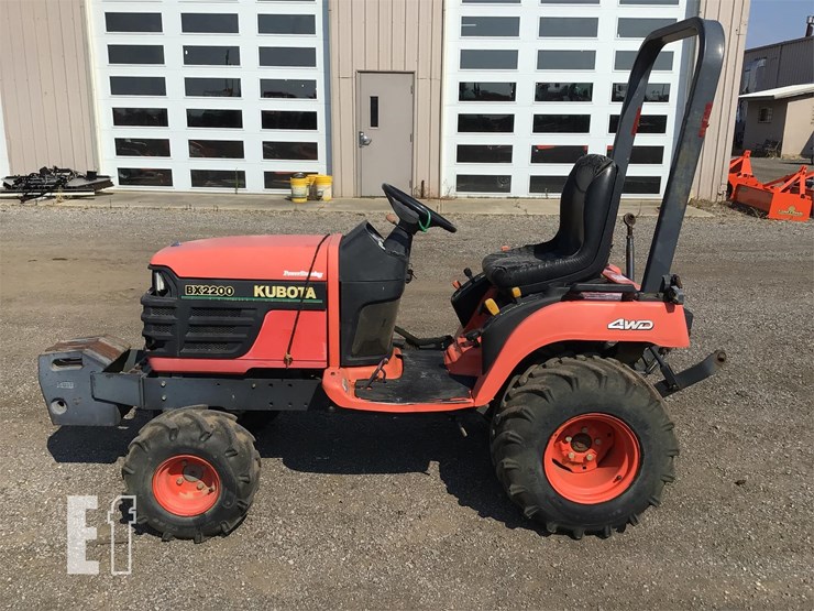 2003-kubota-bx2200-image-4