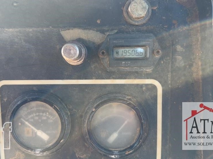 1996-caterpillar-d8r-image-40