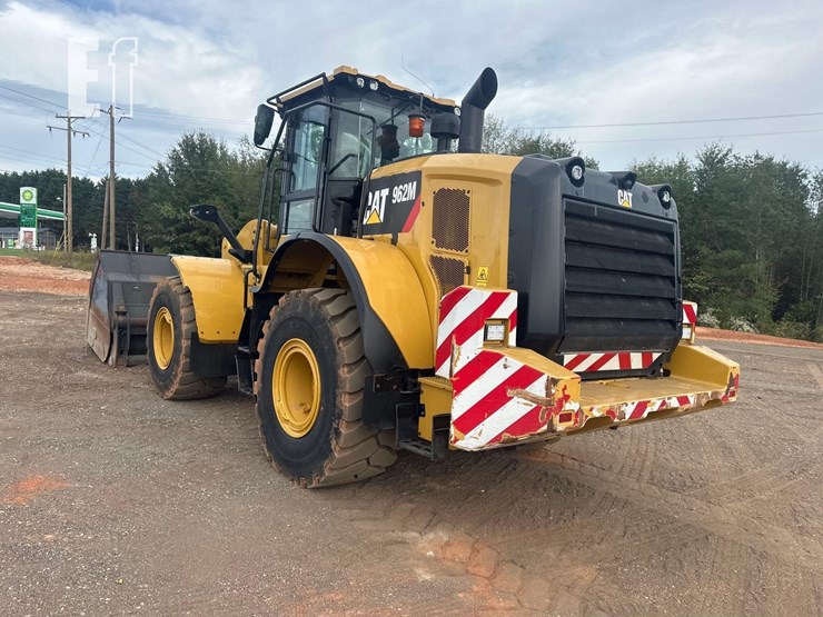 2020-caterpillar-962m-image-5