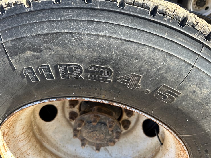 2005-international-9200i-image-5