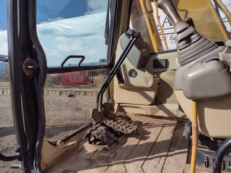 97-caterpillar-312b-image-12