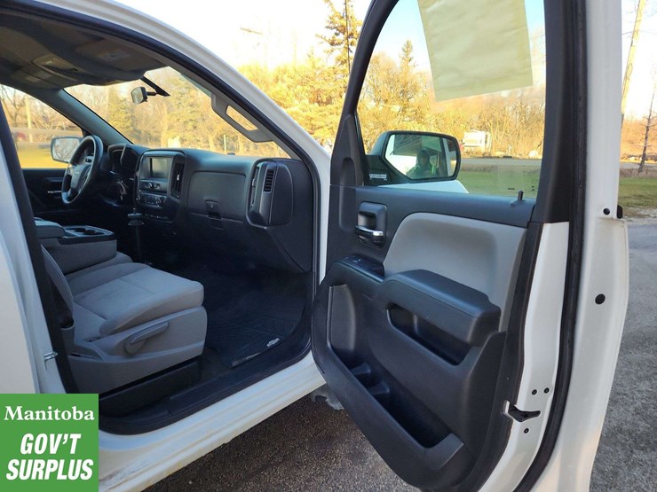 2017-chevrolet-silverado-1500-image-17