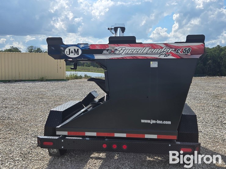 2023-j&m-c450-4-box-seed-tender-image-6