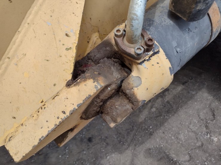 3-volvo-a40d-image-29