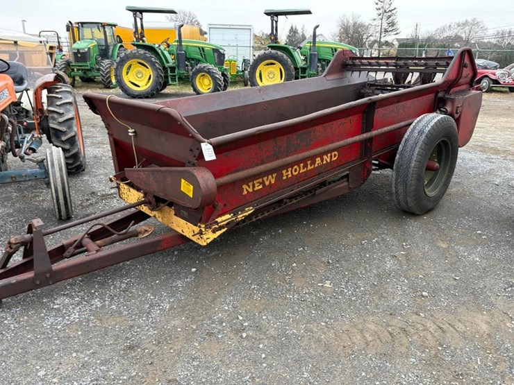 new-holland-331-image-1