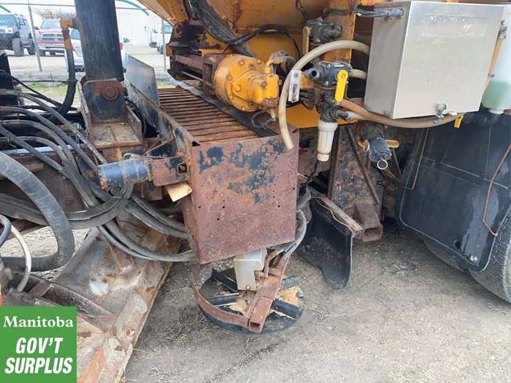 2011-international-workstar-7600-image-37