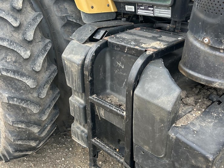 2014-challenger-mt585d-image-40