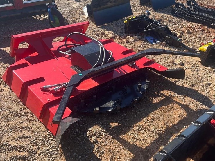 future-skid-steer-rotary-brush-cutter-attachment-image-1